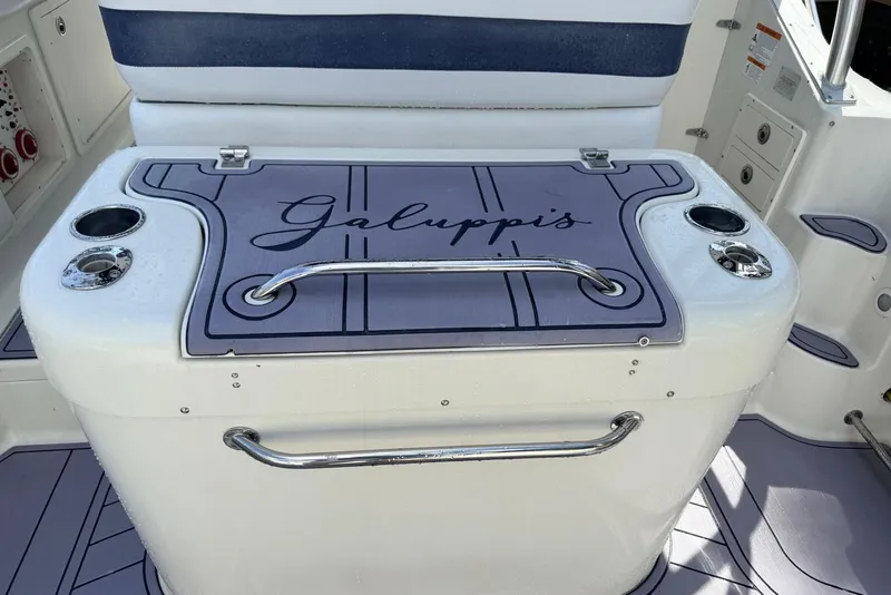 Slide: The Image of 2005 Hydra-Sports Vector 3300 VX boat interior with custom "Galuppi's" seat cushion. - 7
