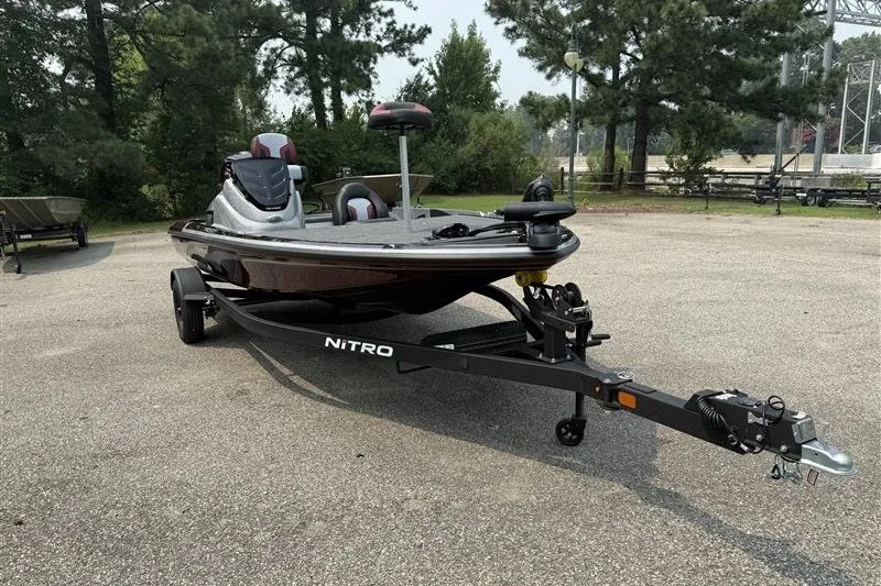 Slide: The Image of 2027 Nitro Z17 boat on trailer in outdoor setting. - 3
