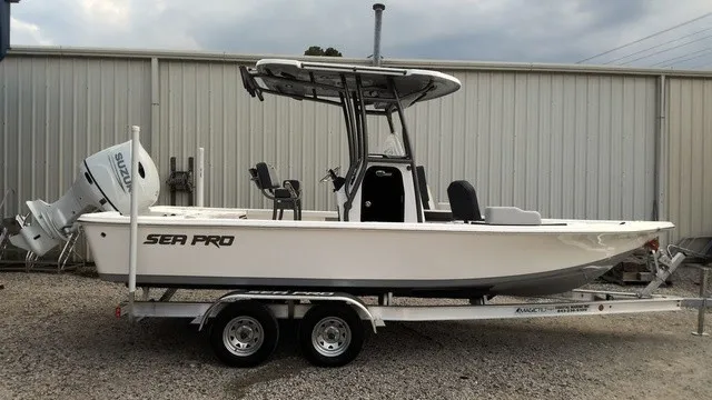 The Image of Sea Pro 230 Bay 2027 - 1