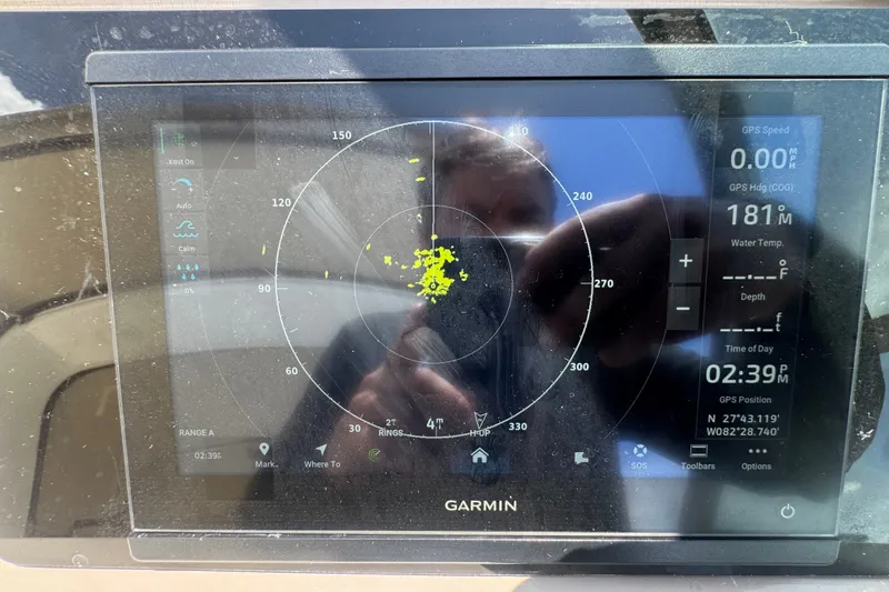 Slide: The Image of Garmin marine radar display on 2008 Chaparral Signature 290 boat. - 66