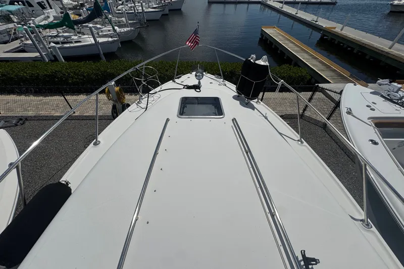 Slide: The Image of 2008 Chaparral Signature 290 boat docked at marina, view from bow. - 38