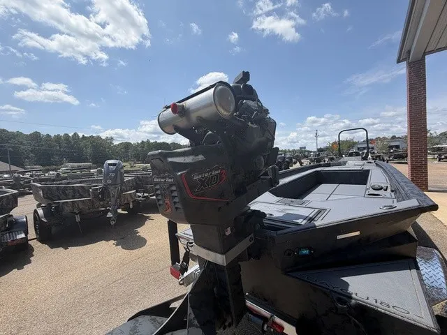 Slide: The Image of Xpress Bayou 180CC 2027 - 6