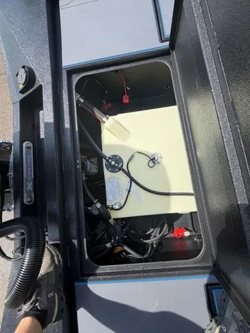 Slide: The Image of Xpress H20 Crappie 2027 - 17