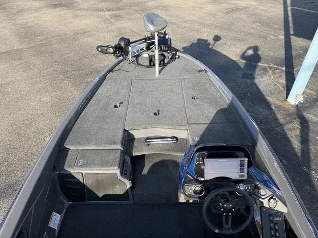 Slide: The Image of Skeeter ZX 200 2025 - 4