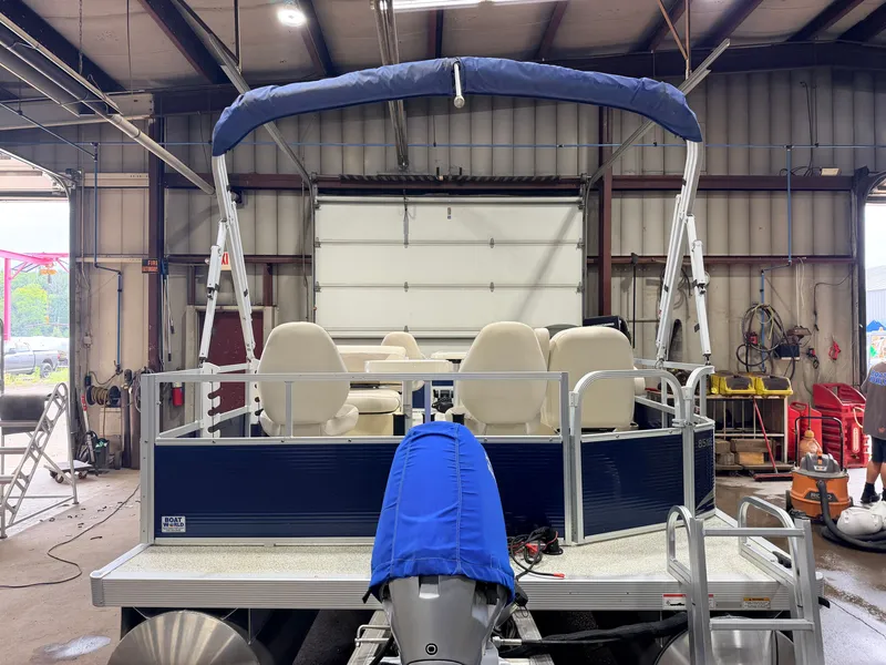 Slide: The Image of Montego Bay 8518 4-PT & 40HP Honda 4Stroke 2017 - 38