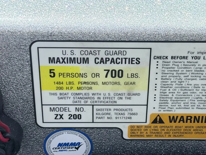 Slide: The Image of Skeeter ZX200 2007 - 9