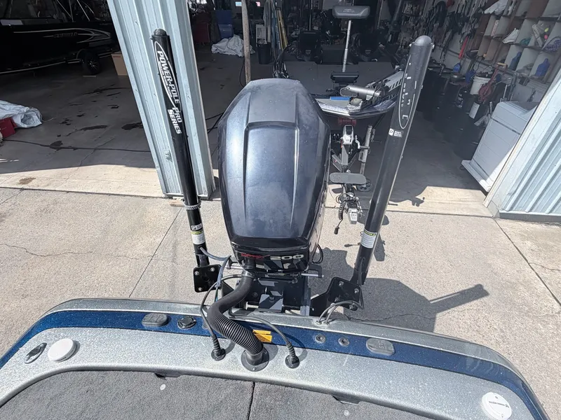 Slide: The Image of Skeeter ZX200 2007 - 4
