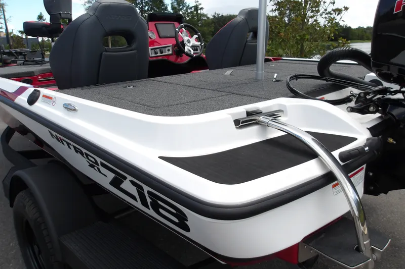 Slide: The Image of 2027 Nitro Z18 XL Pro boat, featuring sleek design and modern seating. - 4