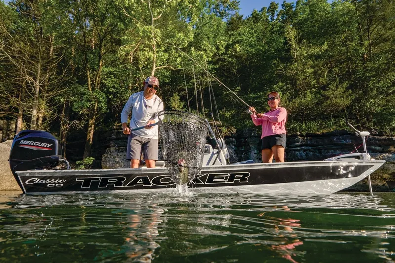 Slide: The Image of Tracker Bass Tracker Classic CC 2027 - 46