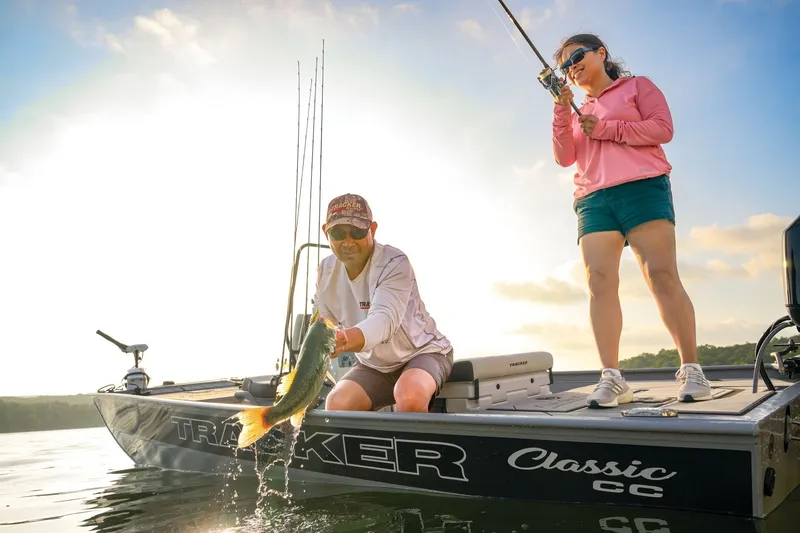 Slide: The Image of Tracker Bass Tracker Classic CC 2027 - 41