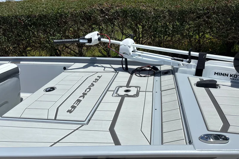 Slide: The Image of 2027 Tracker Bass Tracker Classic CC boat deck with Minn Kota trolling motor. - 16