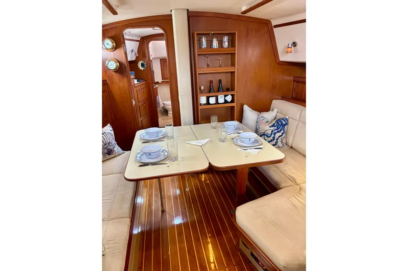 Slide: The Image of 1995 Island Packet 40’ “DREAM CATCHER” Offered by Northstar Yacht Sales - Please Contact: Chris Carney, CPYB at 401-633-2070 - 29