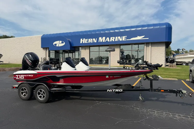 The Image of 2016 Nitro Z18 boat parked at Hern Marine dealership. - 0