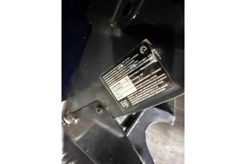 Slide: The Image of Label on 2020 Robalo R200 Center Console boat engine component. - 24
