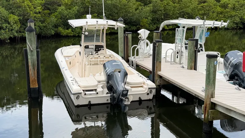 Slide: The Image of Grady-White 251 COASTAL EXPLORER 2015 - 1