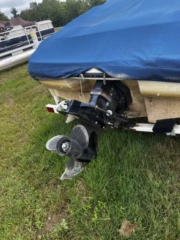 Slide: The Image of Bayliner 175 Bowrider 2009 - 5