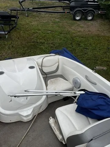 Slide: The Image of Bayliner 175 Bowrider 2009 - 13