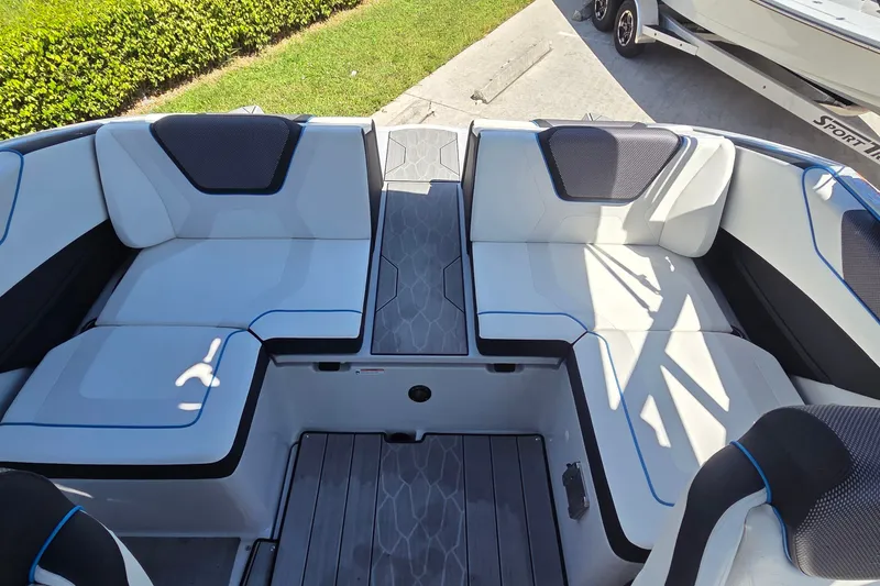 Slide: The Image of 2023 Yamaha Boats 222XD interior with sleek seating and modern design. - 9