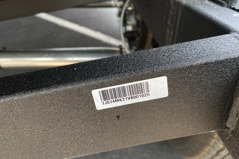 Slide: The Image of Barcode sticker on Nitro Z19 XL 2027 model frame. - 119