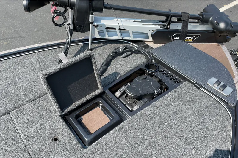 Slide: The Image of 2027 Nitro Z19 XL boat deck with trolling motor and storage compartments. - 34