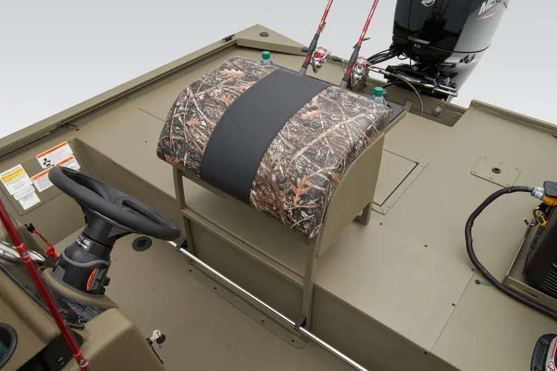 Slide: The Image of Tracker Grizzly 2072 CC Sportsman 2027 - 32