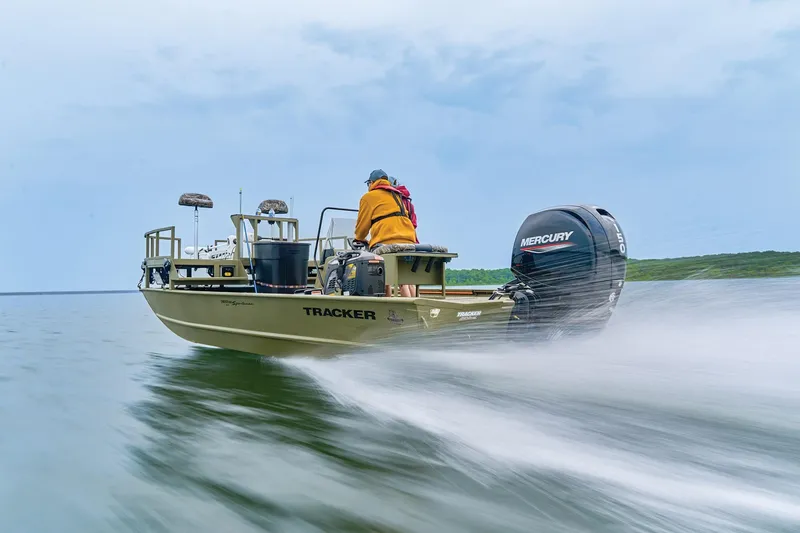Slide: The Image of Tracker Grizzly 2072 CC Sportsman 2027 - 63