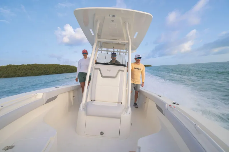 Slide: The Image of Mako 226 Center Console 2027 - 42