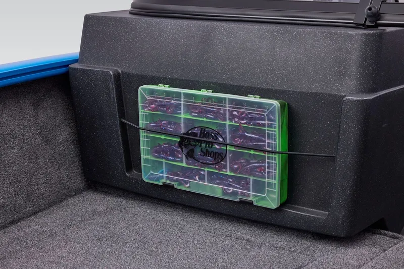 Slide: The Image of Tracker Pro Guide V-175 WT 2027 - 20