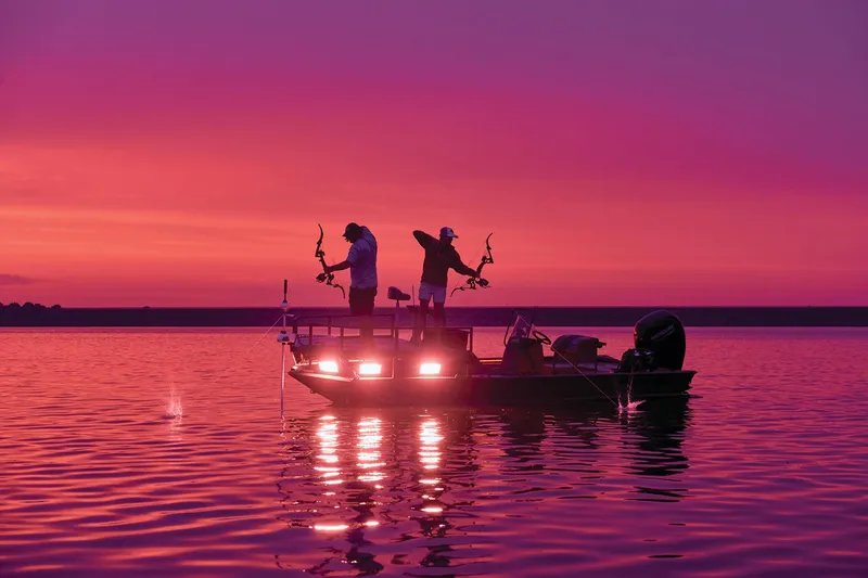 Slide: The Image of Tracker Grizzly 2072 CC Sportsman 2027 - 72
