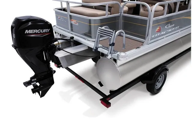 Slide: The Image of Sun Tracker Party Barge 18 DLX 2023 - 32