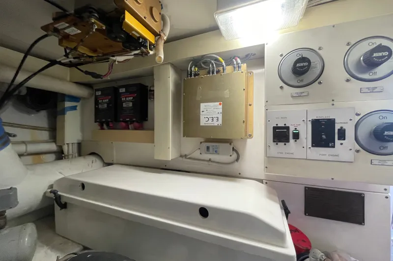 Slide: The Image of Engine room detail - 38
