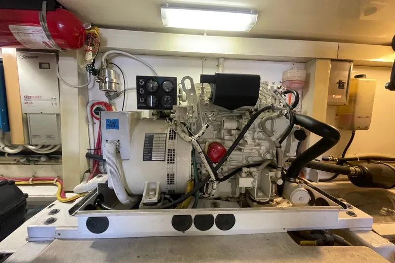 Slide: The Image of Westerbeke Genset - 17