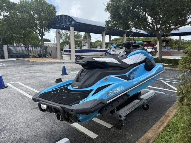 Slide: The Image of Yamaha GP1800R 2022 - 6