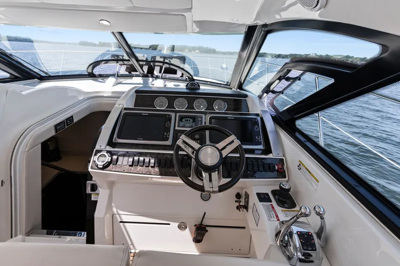 Slide: The Image of Dual Screen Raymarine Hybrid Touch w/ Radar, Chartplotter, and GPS - 41