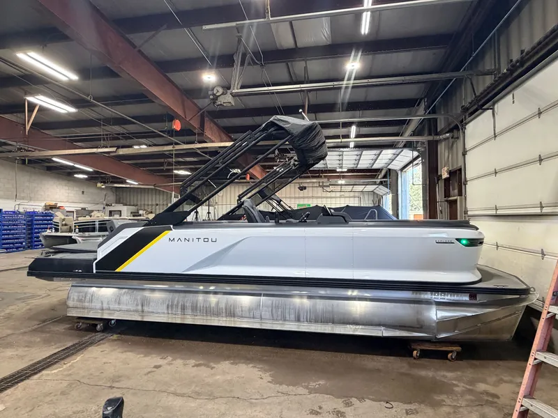 Slide: The Image of Manitou 22 Explore Tritoon & 150HP Rotax 2023 - 64