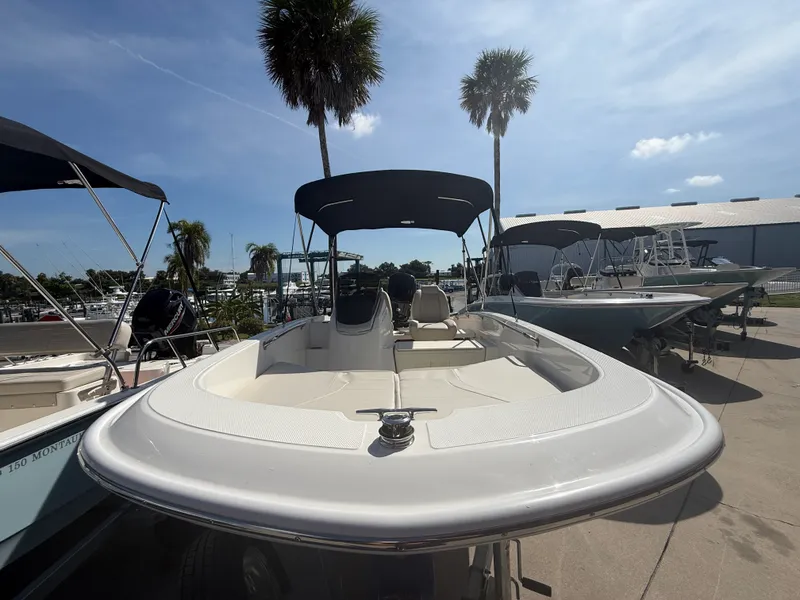 Slide: The Image of Boston Whaler 160 Super Sport 2027 - 2