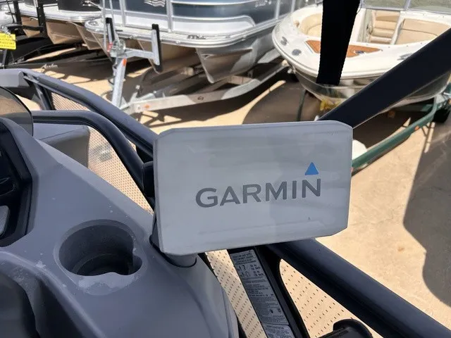 Slide: The Image of A Garmin navigation device is mounted on a 2022 Sea-Doo Switch Sport 18. - 16