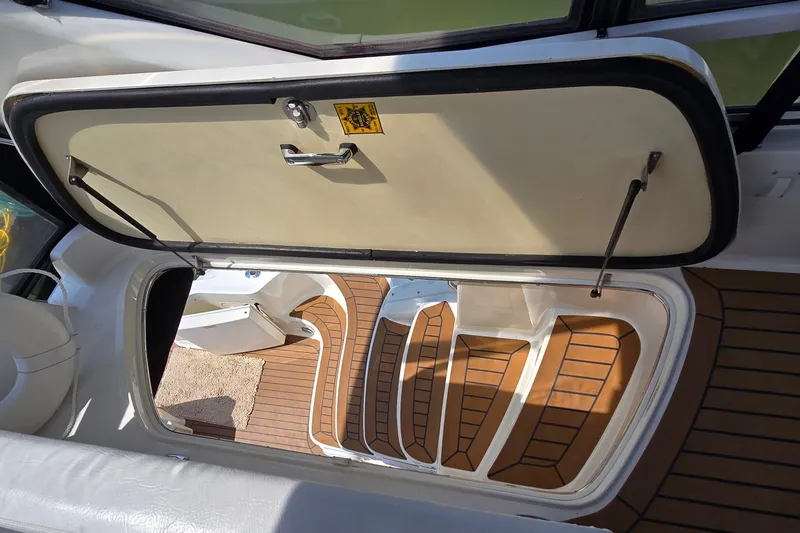 Slide: The Image of Open hatch and stairs on 2000 Sea Ray 400 Sedan Bridge yacht. - 16