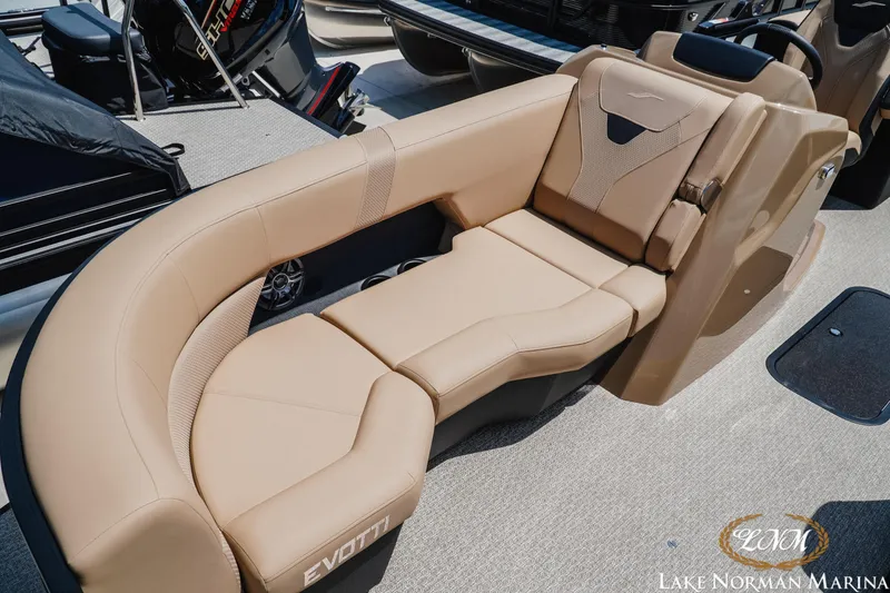 Slide: The Image of Luxurious seating on 2027 Evotti 521QL boat at Lake Norman Marina. - 15