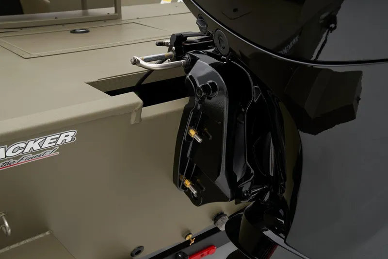 Slide: The Image of Tracker Grizzly 2072 CC Sportsman 2027 - 43