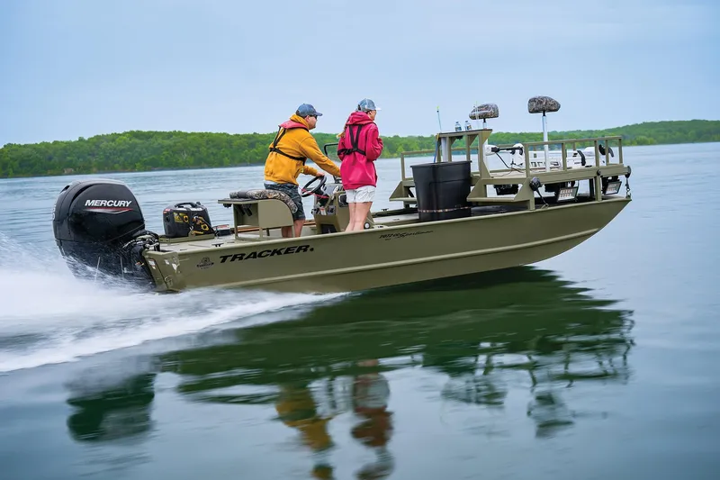 Slide: The Image of Tracker Grizzly 2072 CC Sportsman 2027 - 68