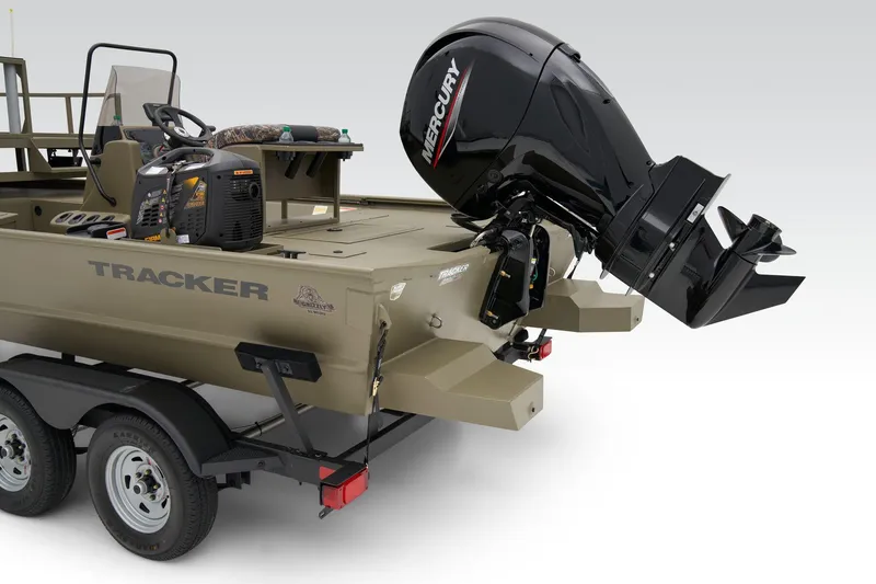Slide: The Image of Tracker Grizzly 2072 CC Sportsman 2027 - 49