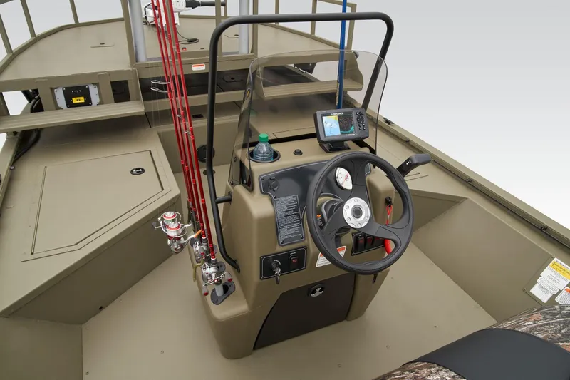 Slide: The Image of Tracker Grizzly 2072 CC Sportsman 2027 - 28