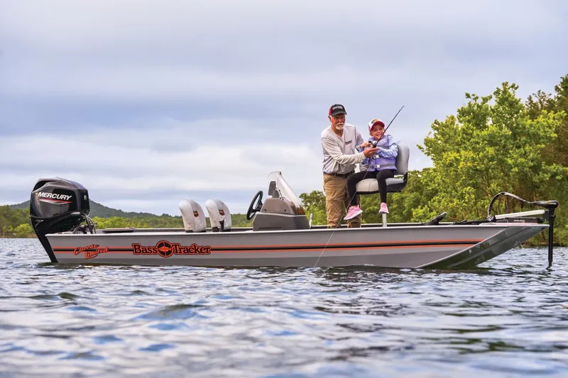 Slide: The Image of Tracker Bass Tracker Classic Limited 2027 - 30