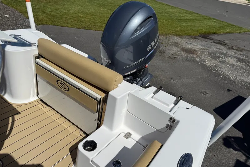 Slide: The Image of 2022 Sportsman Open 212 Center Console boat with Yamaha outboard motor. - 15
