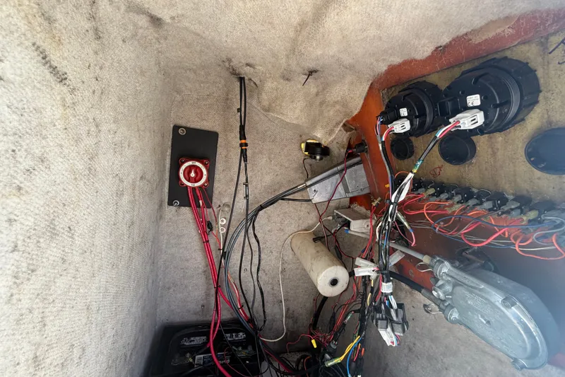 Slide: The Image of Electrical wiring and components inside a 2005 Sea Fox 197 Center Console boat. - 23