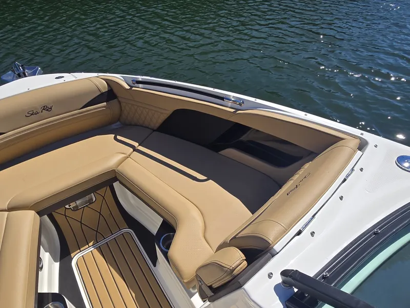 Slide: The Image of Sea Ray SLX 280 2027 - 29