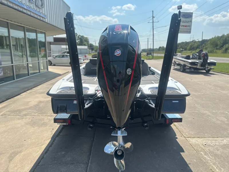 Slide: The Image of Caymas XS 21 Pro 2026 - 2