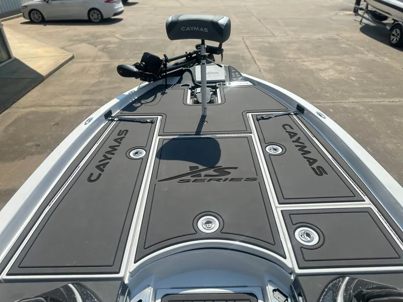 Slide: The Image of Caymas XS 21 Pro 2026 - 5