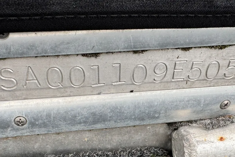 Slide: The Image of Hull identification number on a 2005 Sumerset 16'6" X 63 houseboat. - 107